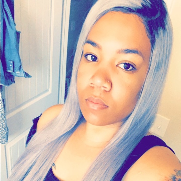 Meet your Posher, Shanietha - Picture 5 of 8